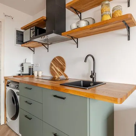 Deluxe La Cambre - With View *