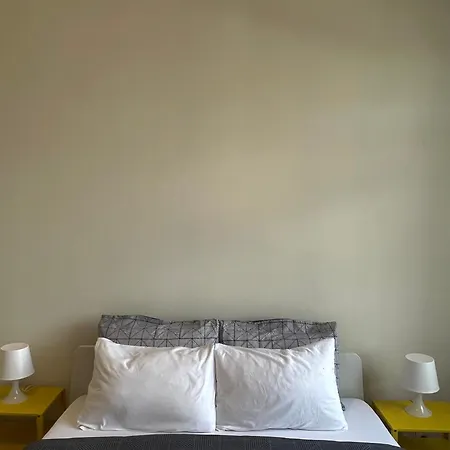 Spacieux Centre Apartment
