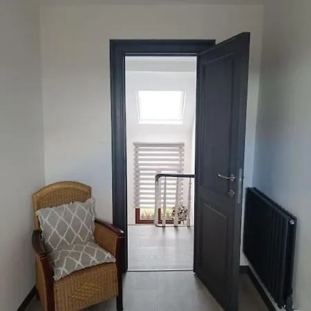 Apartment Triplex 140m2 -4 -8 People Brussels