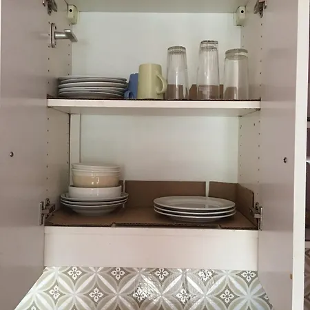 солнечная комфортная студия в андерлехт с лифтом Brüksel