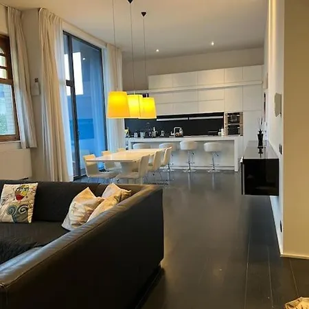 Fully Furnished-eu Quarter-4ppl *