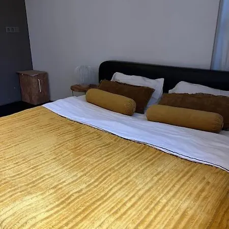 Apartment Fully Furnished-eu Quarter-4ppl