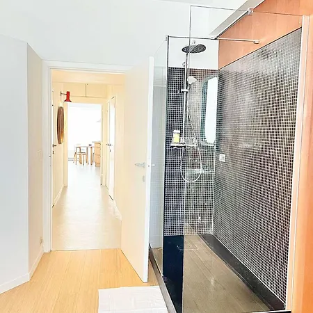 5 Min From Grand Place 1 Bedroom Apt Renovated! Διαμέρισμα Βρυξέλλες