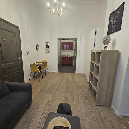 Cosy Louisa Brüsszel