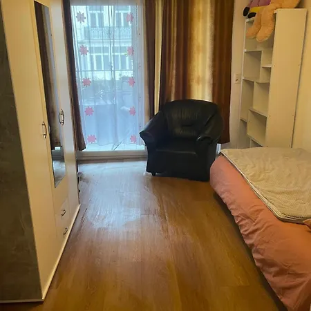 Apartchazal * Bruksela