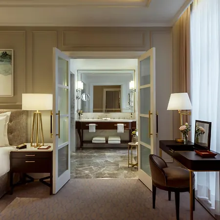 Corinthia Grand Astoria