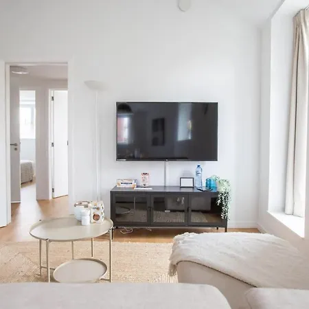 Spacious 3bd Apt In Uccle - Ch6 Appartamento