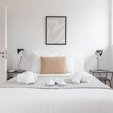 Spacious 3bd Apt In Uccle - Ch6 Appartamento *