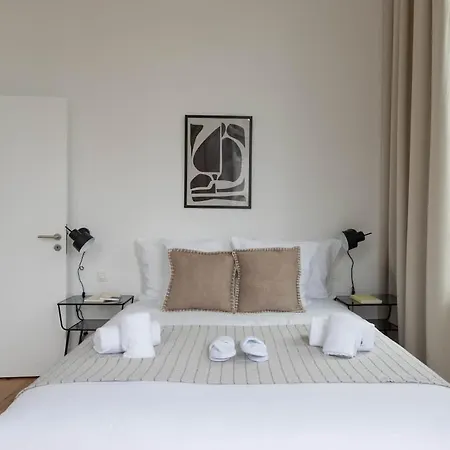 Spacious 3bd Apt In Uccle - Ch 4 Apartment