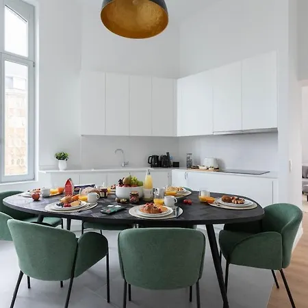 Apartment Spacious 3bd Apt In Uccle - Ch 4 Brussels