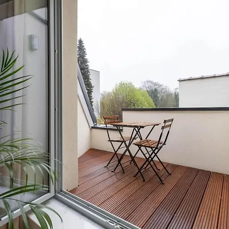 Spacious 3bd Apt In Uccle - Ch 4 *