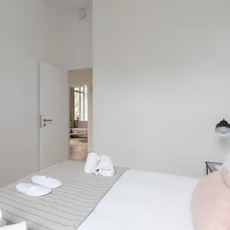 Spacious 2bd Apt In Uccle - Ch2 Apartment