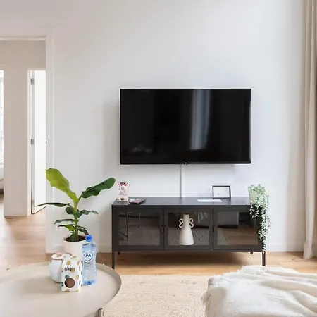 Spacious 2bd Apt In Uccle - Ch2 Apartment Brussels