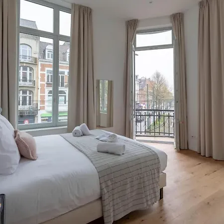 Apartment Spacious 2bd Apt In Uccle - Ch2