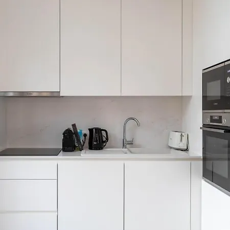 Cozy Studio Apt In Uccle - Ch1 Apartment