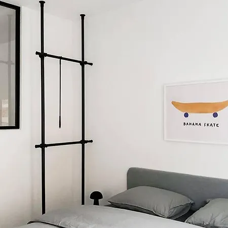 Beautiful Located In Le Chatelain * Brussels