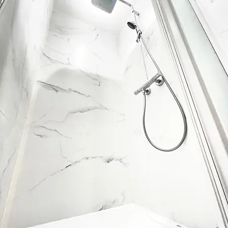 Duden Park - Cosy 1 Bedroom Apartment Brussels