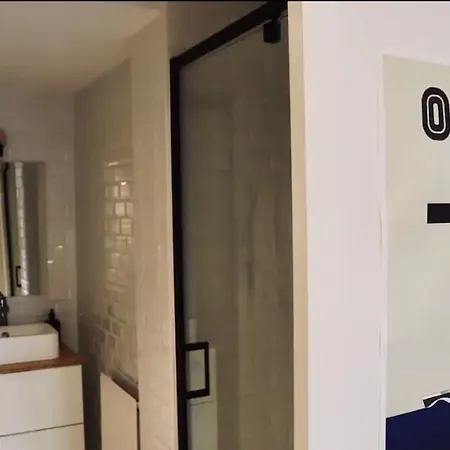 Apartman Beautiful In Le Chatelain - Ground Floor *