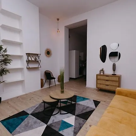 Appartement City Grand Place 24 *
