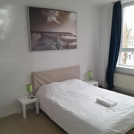 The Boulevard Sleeps 4 Brussels