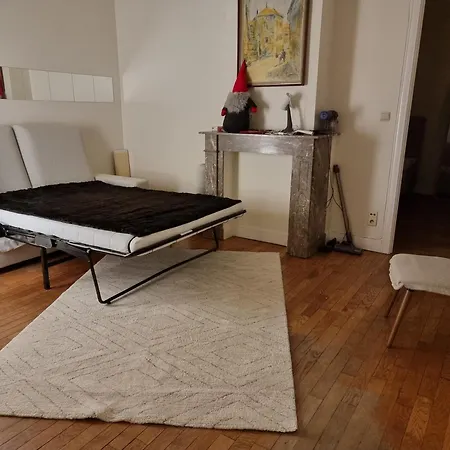 Super Central Charming, Walk To Grande Place, Apartment