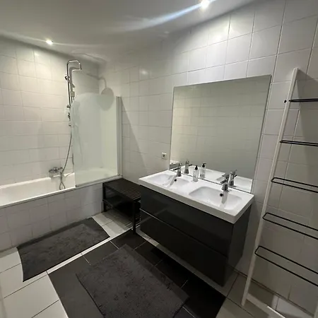 Beautiful Luxurious 1 Bedroom In The Heart Of The European Quarter * Bruxelles