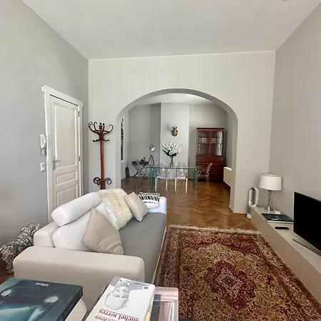 Daire Beautiful Luxurious 1 Bedroom In The Heart Of The European Quarter Brüksel