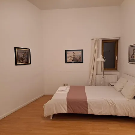 Centre de Bruxelles, Studio D Appartement