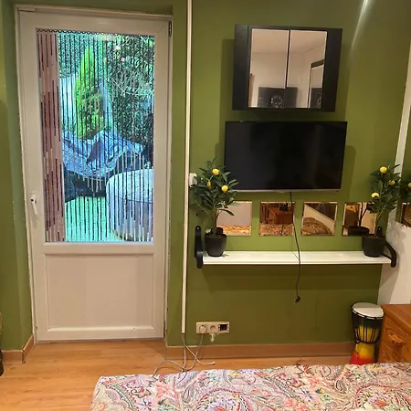 Tropical Bed & Breakfast