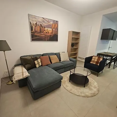 Cosy General Henry Apartment *