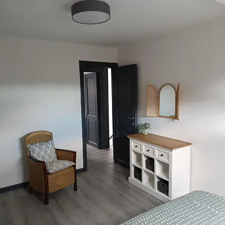 Modern Triplex 140m2 - 4 Bedrooms, 1 Living & 2 Bathrooms - 8 People In Appartement