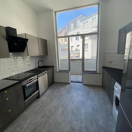 Apartman Super Proche De La Gare Du Midi
