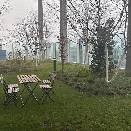 Lägenhet Beautiful With Panoramic View Of Center With Roof Terrace