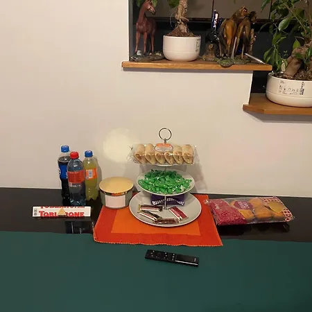 Atomium Ap Apartment