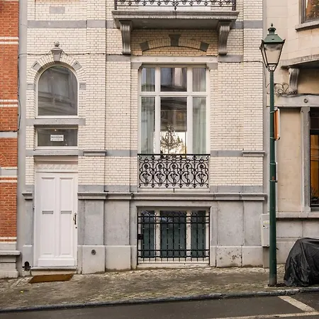 Self Check In For 2 In Heart Of Trendy Saint-gilles Appartamento