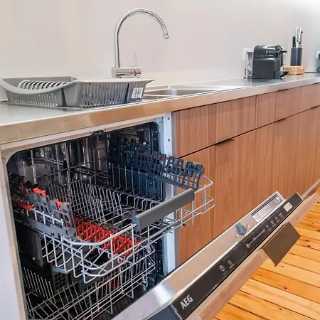 Апартаменты Self Check In For 2 In Heart Of Trendy Saint-gilles *