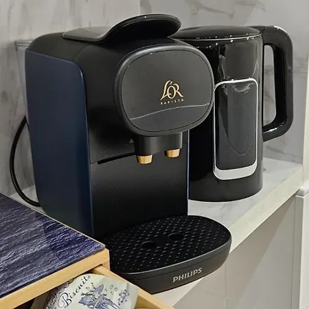 Penthouse Lumineux Avec Grande Terrasse De 40m2 Apartman Brüsszel