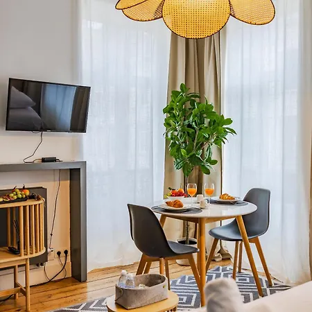 Apartment Scenic In Historic *