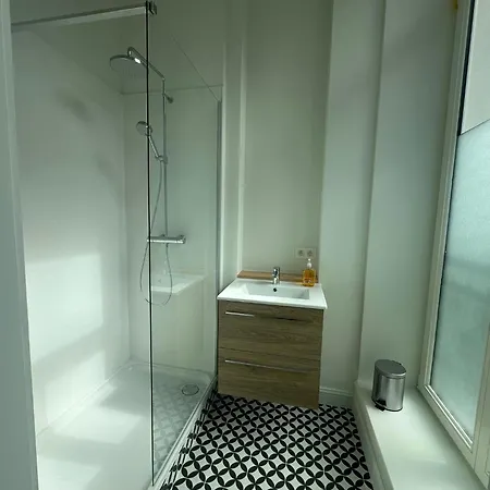 Charming Ixelles Retreat In The Heart Of 아파트 *