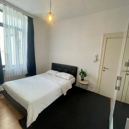 Coliving - Sharing Space Eu Homestay Brussels