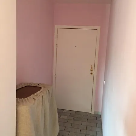 Daire солнечная комфортная студия в андерлехт с лифтом