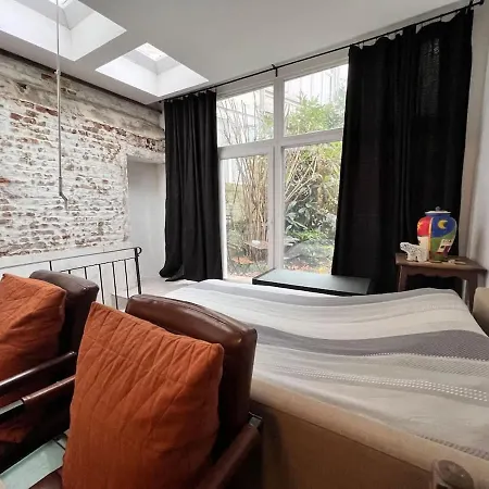 Chic Comfortable Loft With Patio And Natural Light Apartment *