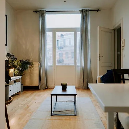 1 Bedroom In Le Chatelain - 2nd Floor *