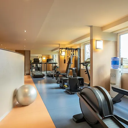 Hotel Novotel Brussels Airport 3*