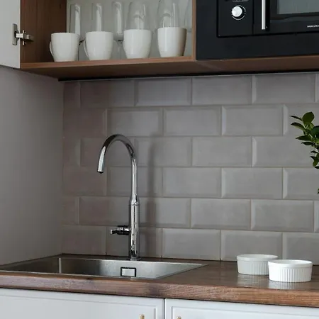 Apartment Light And Modern Place *