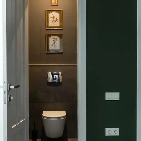 Apartment Light And Modern Place