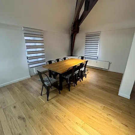 Penthouse 4 * Brussels