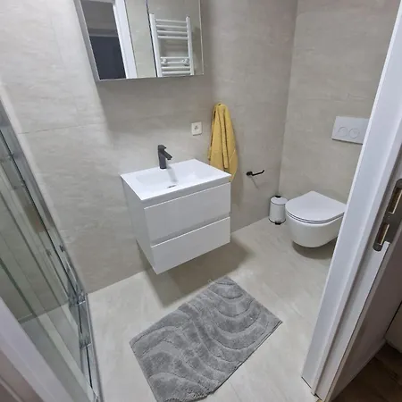 Comfort 3 بروكسل
