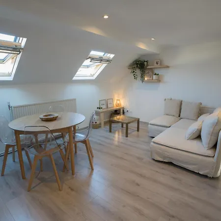 شقة Cosy Duplex In *