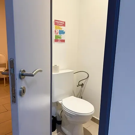 Cosy A Metro Vandervelde アパート *